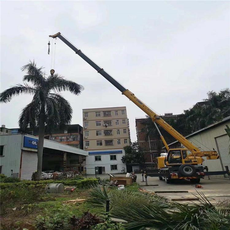 川汇12吨吊车出租一天的收费标准是什么