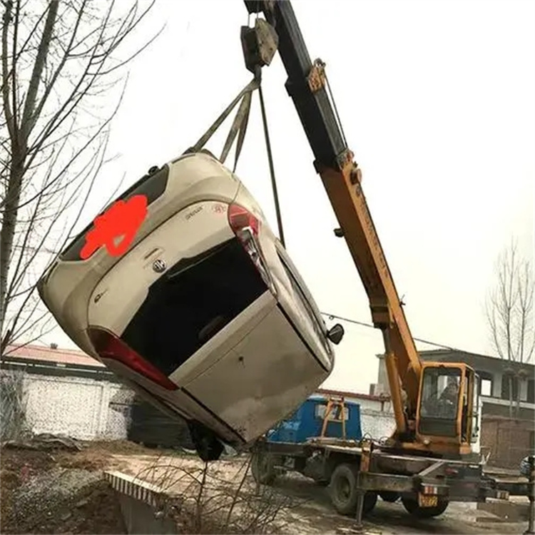 川汇随时待命，吊车24小时道路救援服务全解析